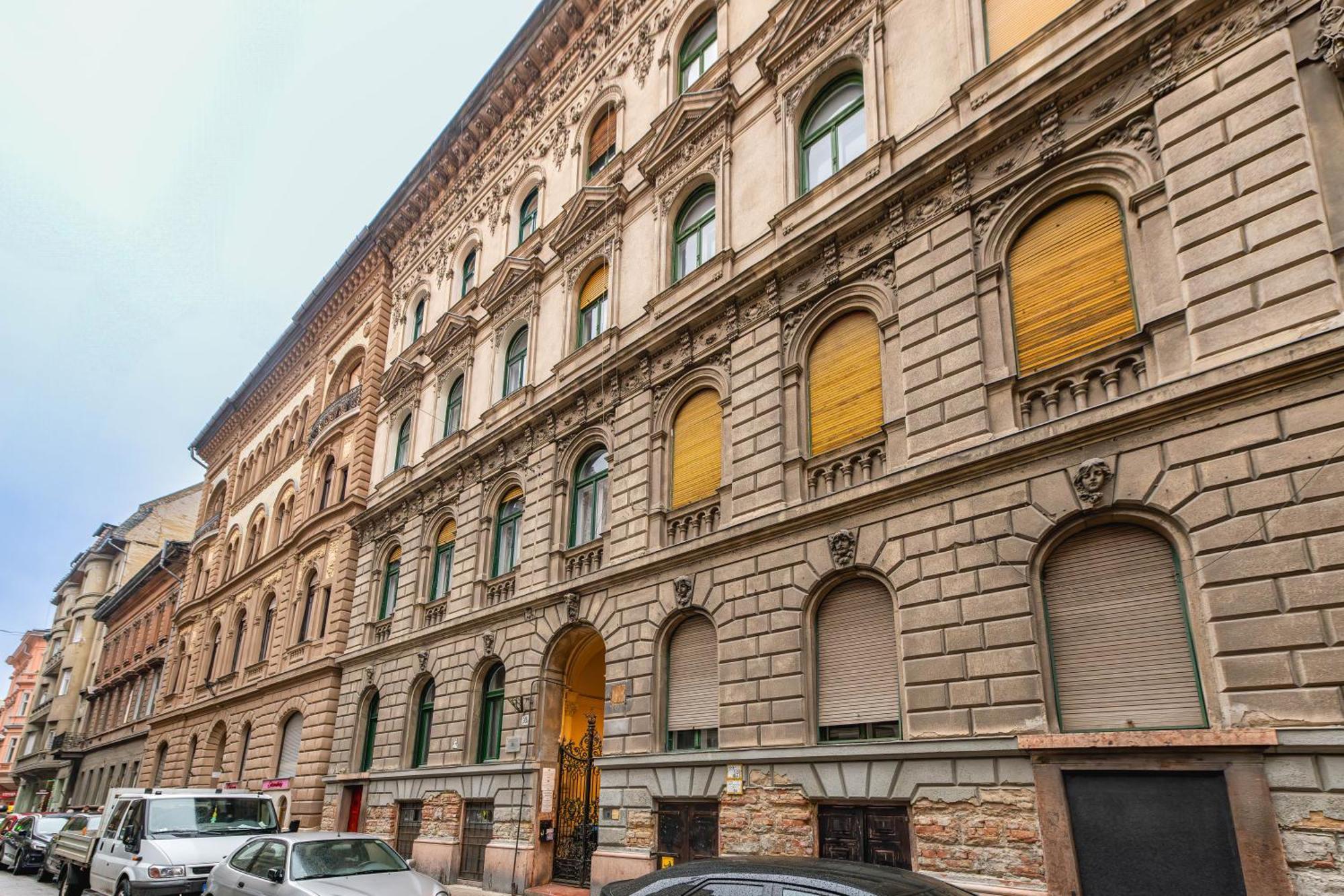 Historical Building Brody Apartment Budapest Exterior photo